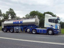 Muldoon Transport Systems - Milk Tanker Trailer
